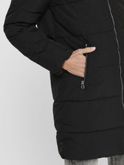 ONLY Damen Lange Puffer Jacke | Warmer Stepp Wintermantel mit Kapuze | Wattierter Blouson ONLDOLLY, Farben:Schwarz, Größe:M