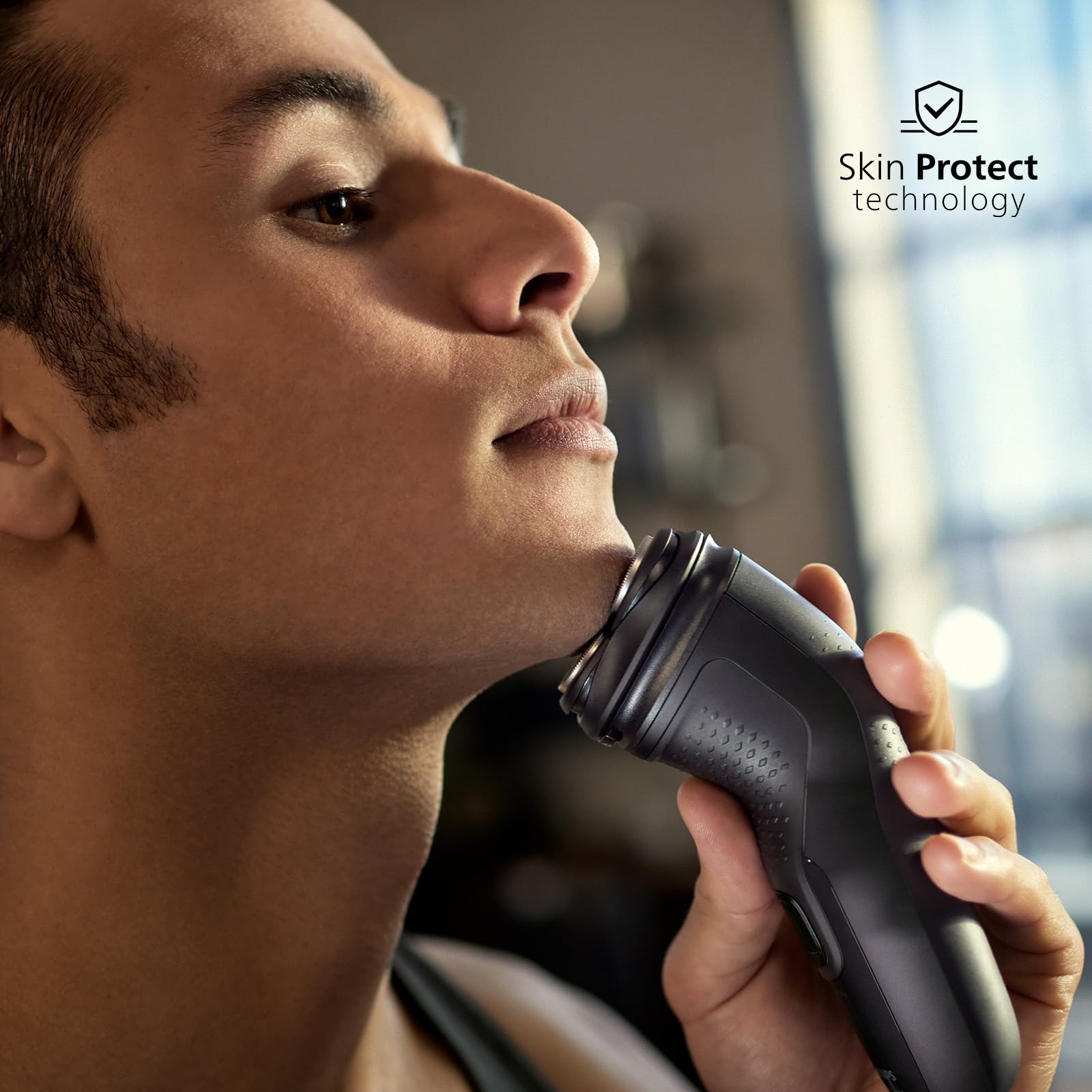 Philips Shaver Series 3000X – Elektrischer Nass- und Trockenrasierer für Männer in Schwarz, mit SkinProtect-Technologie, ausklappbarem Bartschneider (Modell X3001/00)