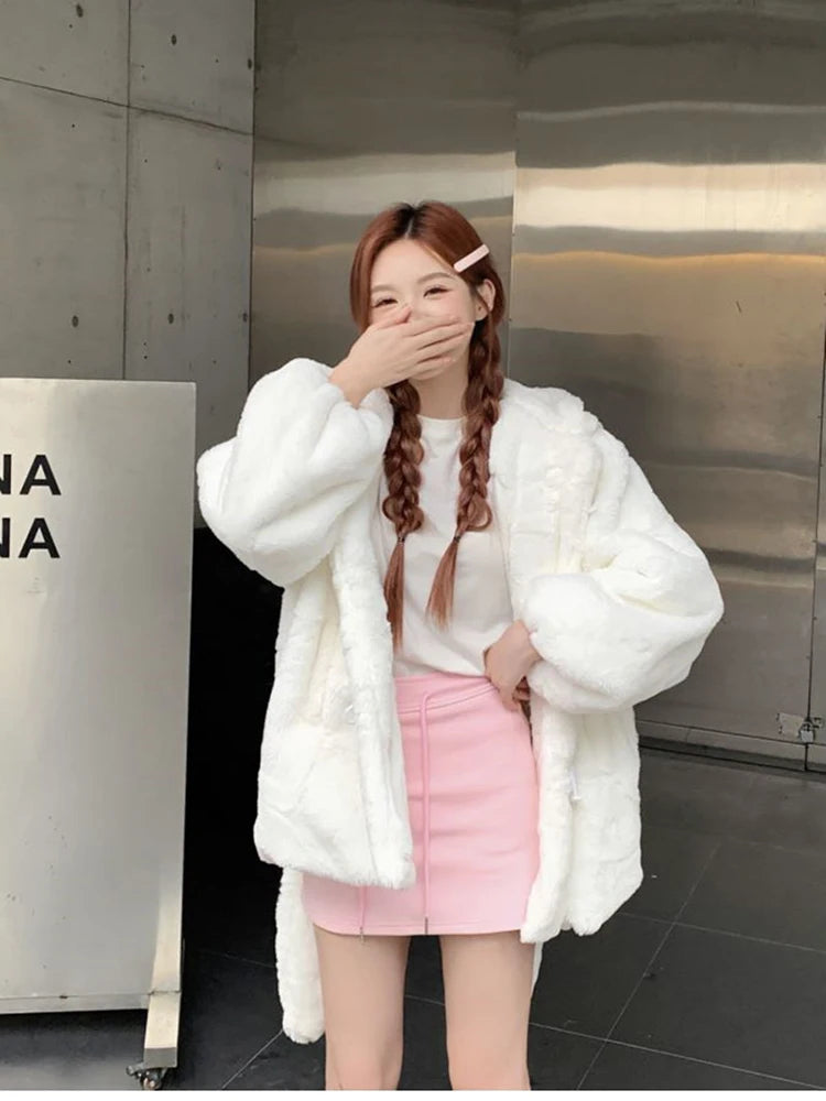 Lautaro Winter übergroße warm weiße Kunst pelz Mantel Frauen mit Hasen ohren kawaii süße süße japanische Stil flauschige Jacke Hoodie