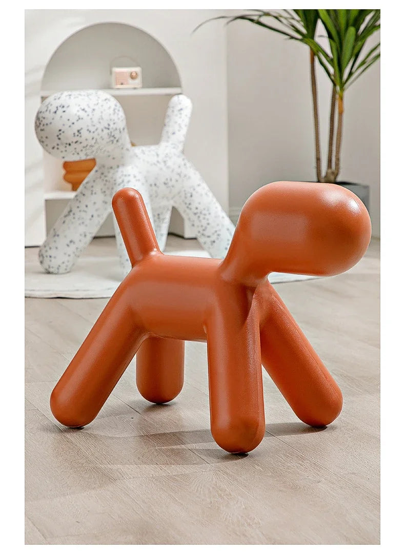 Nordische kreative Welpen Design Stuhl Kunststoff Kinder stuhl niedlichen Cartoon Kindergarten Dalmatiner Hund Tier Hocker Wohn möbel